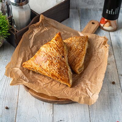 Самса с говядиной в Плов House по цене 149 ₽