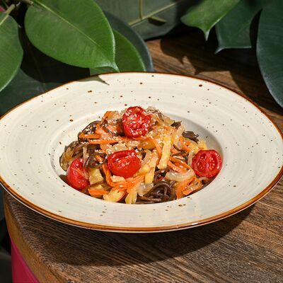 Вок с овощами в Контейнер по цене 620 ₽