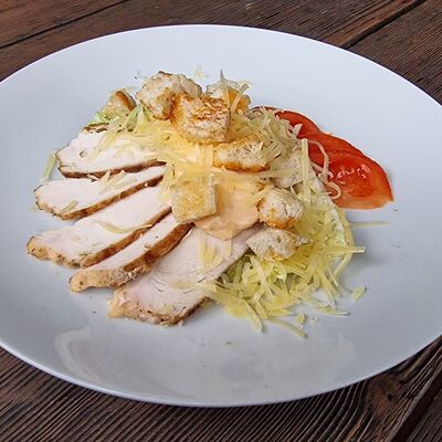 Цезарь с курицей в Пельмэн по цене 345 ₽