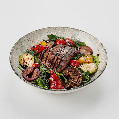 Стейк салат в Coffee BOOM по цене 4800 ₸