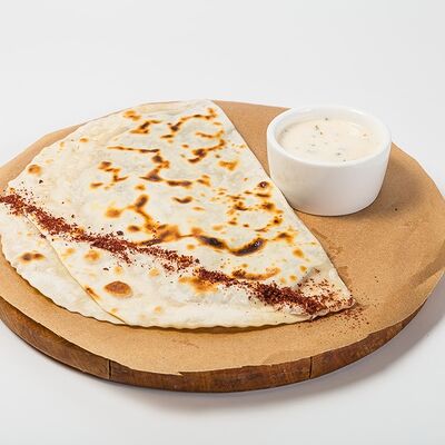 Кутабы с сыром и зеленью в Лариса Ивановна по цене 385 ₽