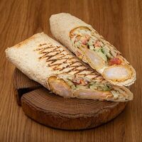 Шаверма с креветками в лаваше в Elmans Doner