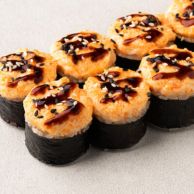 Запеченный ролл С тигровой креветкой в Сакура по цене 589 ₽