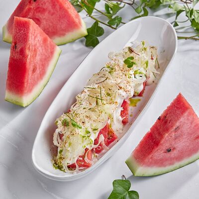 Арбуз с кремом из сыра в Ribambelle по цене 750 ₽