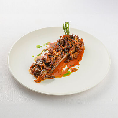 Телячий язык с соусом из вешенок Piemonte в La Scala Trattoria Ignazio по цене 65 р.