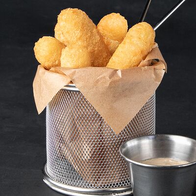 Палочки сырные в Gellert Bar по цене 420 ₽