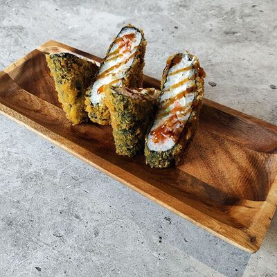 Сендвич с лососемв Kartel food по цене 489 ₽