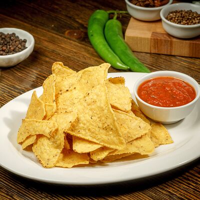 Начос с аджикой в Пловная по цене 210 ₽