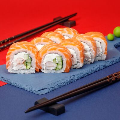 Филадельфия с креветкой в Sekai Суши по цене 950 ₽