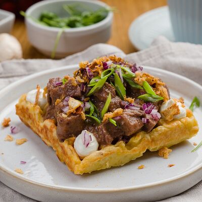 Картофельная вафля с пряной говядиной в Debaton по цене 552