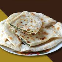 Восточный бурек с сыром и зеленью в Шаурмист