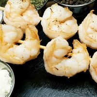 Шашлык из креветок в Travel Рестобар