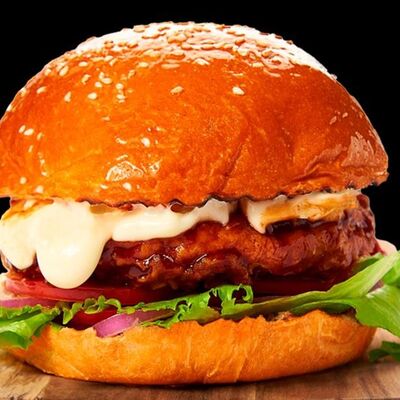 Чикен бургер BBQ в Kannam Chicken по цене 395 ₽
