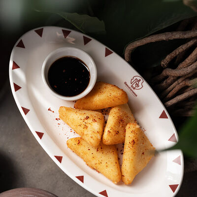 Жаренный сулугуни с соусом наршараб в ЮжанеГорожане по цене 768 ₽