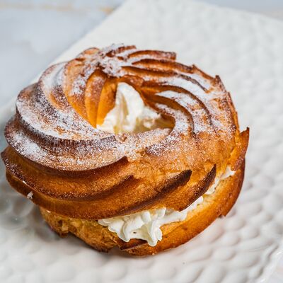 Творожное кольцо в Та самая на Хмельницкого по цене 297 ₽