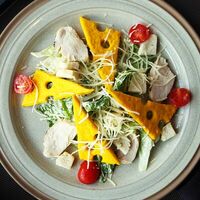 Маленький Цезарь с курицей в Мясо & Рыба