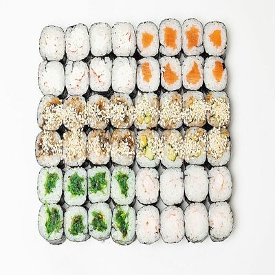 Маки сет в Roll Street по цене 1350 ₽