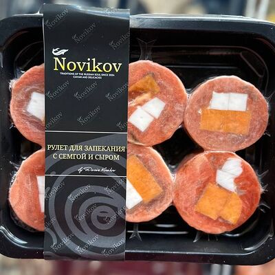 Рулет из семги с сыром бри и сыром (Novikov) в Red Раки по цене 1850 ₽