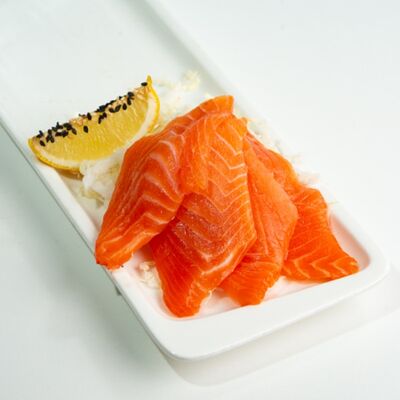 Сашими с лососем в ЁБИСАН по цене 1089 ₽