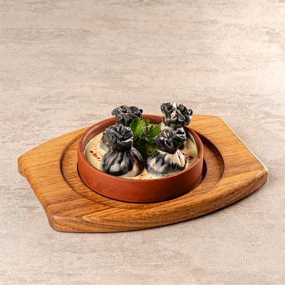 Хинкали патара с креветкой в сливочно-сырном соусе в Аджикинежаль по цене 685 ₽