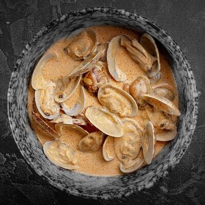  Галактические вонголе в соусе Чеддер в Мидийная личность по цене 999 ₽