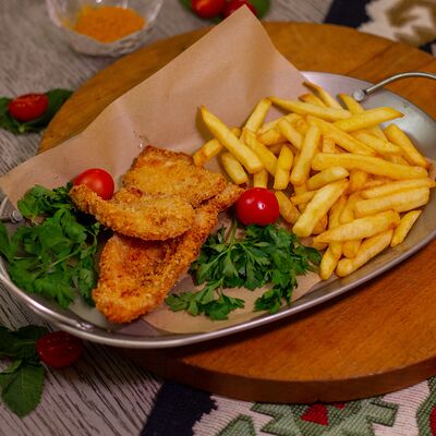 Наггетсы с картофелем фри в Хан Булак по цене 450 ₽