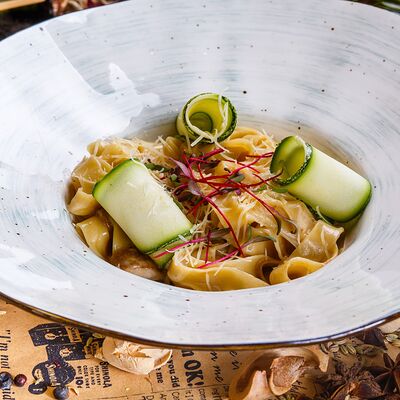 Паста с грибами и цукини в Столица по цене 680 ₽