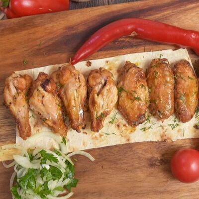 Куриные крылышки в Кура-гриль по цене 389 ₽