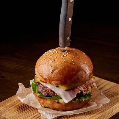 Бургер 9 ярдов в 9 ярдов по цене 600 ₽