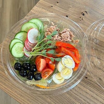 Салат с тунцом в Кофестория по цене 650 ₽