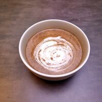 Крем-суп грибнойв Мемфис кафе