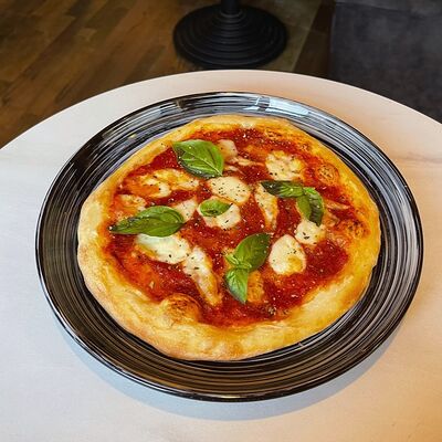 Пицца Маргарита в Блеск по цене 390