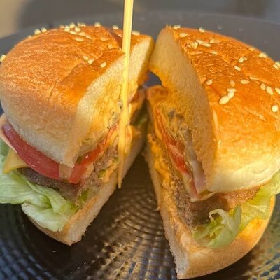 Мини бургерв Кафе Суши Ninja по цене 300 ₽