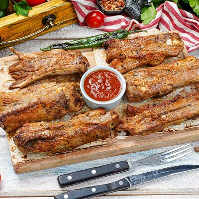 Набор шашлыков из свиных ребрышек в Ананури по цене 3150 ₽