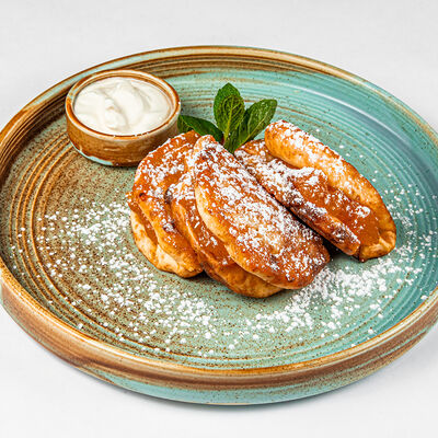 Творожные оладьи с персиком в Фёст по цене 270 ₽