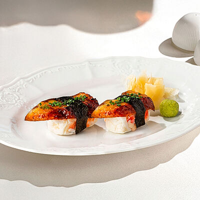 Суши с угрём унаги в Cristal по цене 1100 ₽