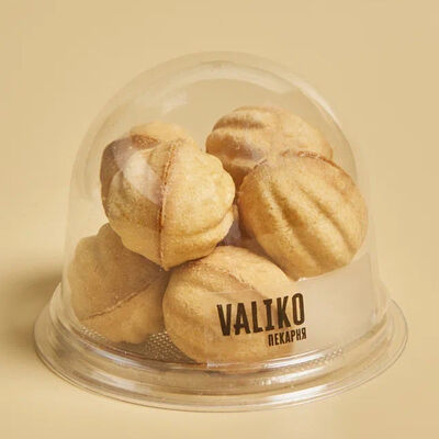 Орешки с вареной сгущенкой в Пекарня Valiko по цене 490 ₽