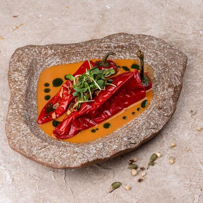 Перец рамиро с телячьими щечкамив Русская усадьба по цене 1100 ₽