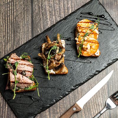 Сет брускетт в Булл Вар по цене 860 ₽