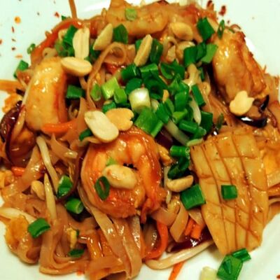 Wok Пад-тай с морепродуктами в Viet Quan по цене 605 ₽