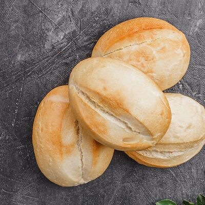 Французская булочка белая в Асгард по цене 44 ₽