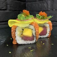 Иокогама сяке в Tobikko Sushi