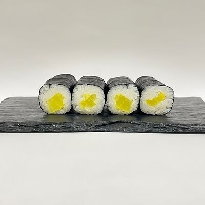 Такуан маки в Народные пицца и суши по цене 129 ₽