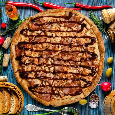 Цыпленок BBQ маленькая в На углях FAMILY по цене 760 ₽