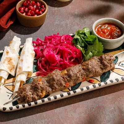 Люля-кебаб из говядиныв Асканели Georgian Bistro по цене 1030 ₽