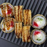 Горячий ролл с окунем в Моремания Food