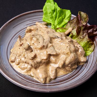 Говяжья печень по-строгановски в Ricco Celentano по цене 265 ₽