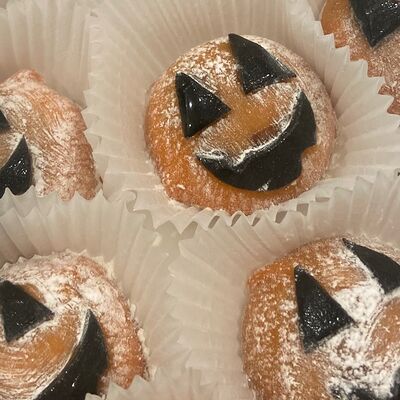 Моти Хэллоуин Мордочкав Премиум десерты по цене 450 ₽