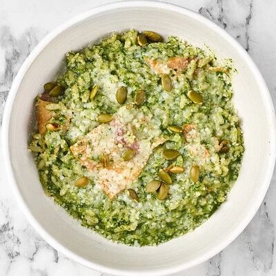 Ризотто со шпинатом и беконом в Mikemolly по цене 650 ₽