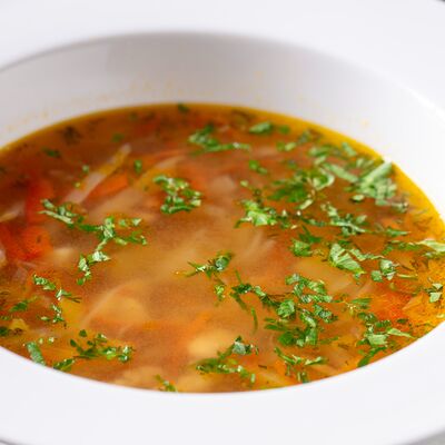 Щи из свежей капусты с курицей в Кристалл по цене 600 ₽